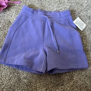 Lululemon high rise scuba shorts